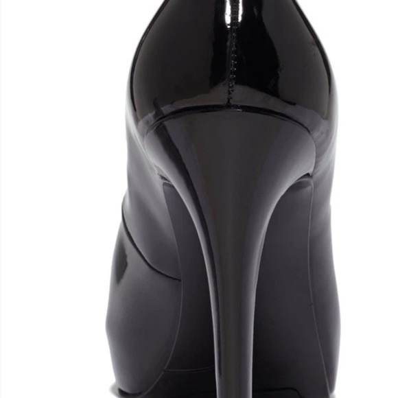 Nine West Glossy Tan Peep-Toe Heels - Picture 8 of 8